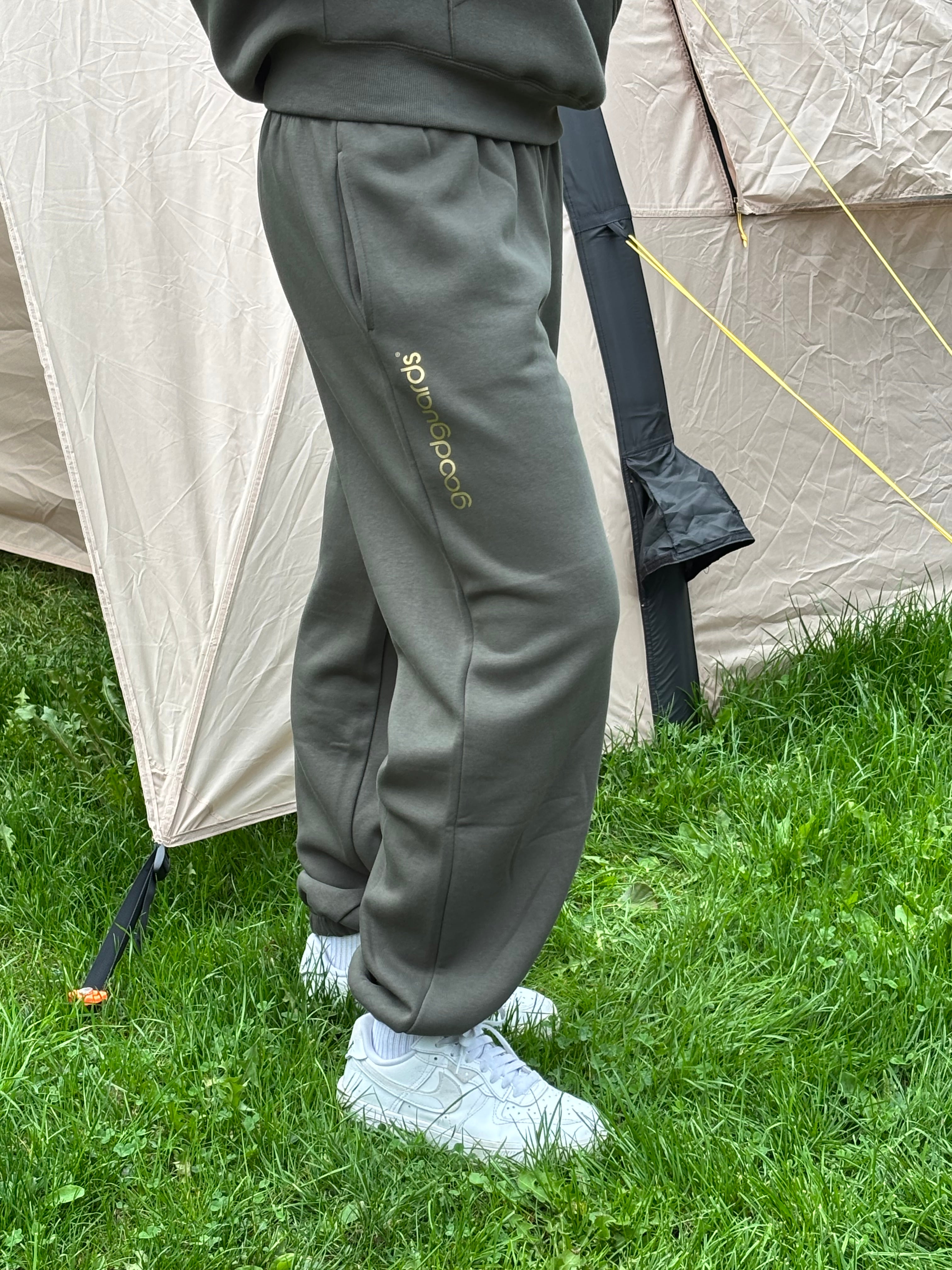 Goodjogger Jogginghose Loose Fit oliv-gold